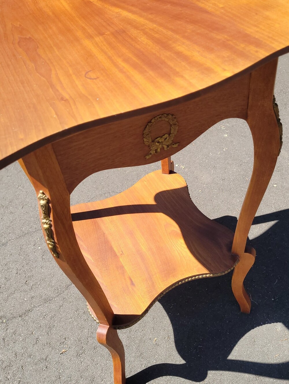 Vintage Parlor Table - Picture 8 of 11